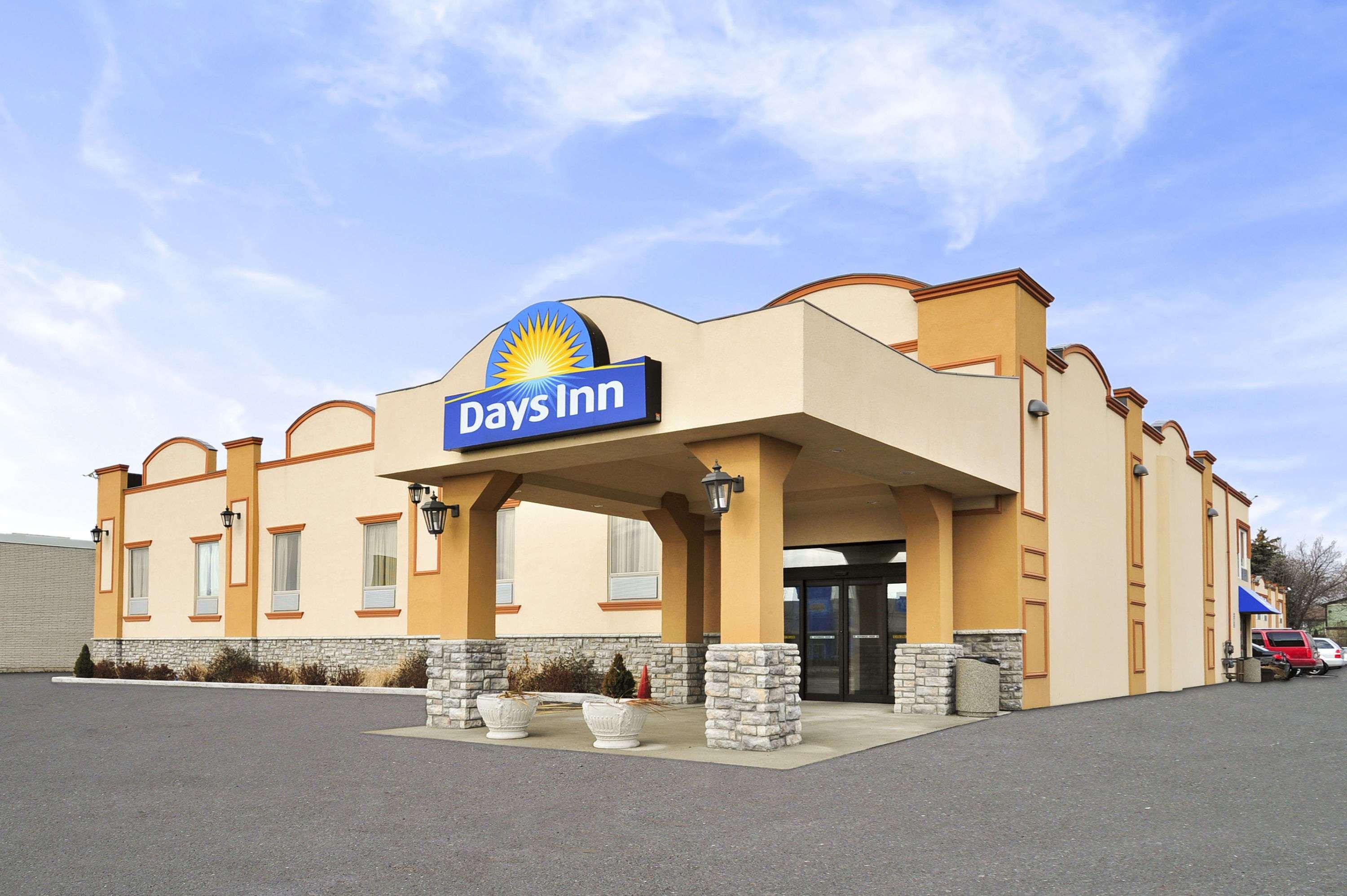 Days Inn By Wyndham Μπράμπτον Εξωτερικό φωτογραφία